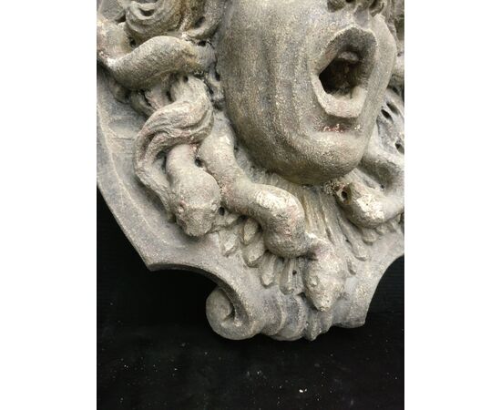 Spettacolare mascherone in Pietra di Vicenza - Medusa - 43 x 38 cm