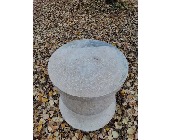 Esclusivo tavolo in marmo Verdello - Diametro 154 cm