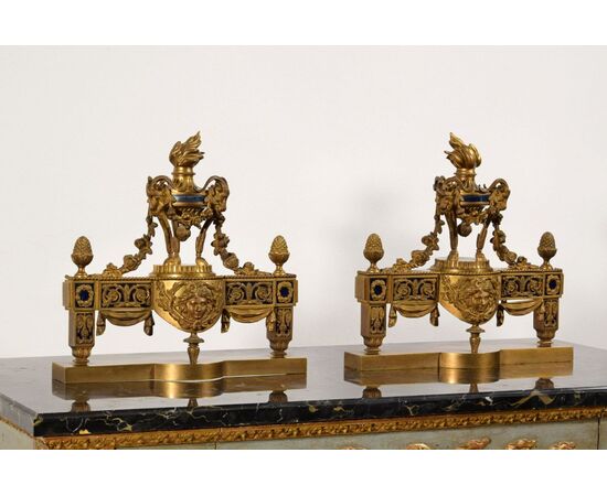 Coppia di alari da camino in bronzo dorato, Francia inizio XIX secolo