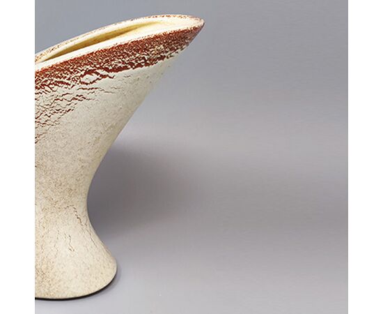 1960s Gorgeous Vase by Bertoncello in Ceramic. Made in Italy