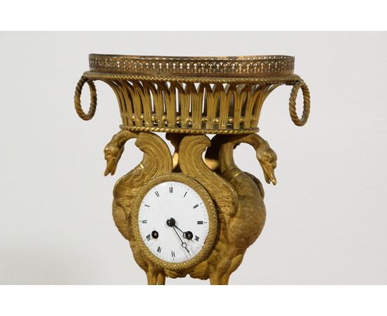 Chiseled and gilded bronze table clock, France, early 19th century     
