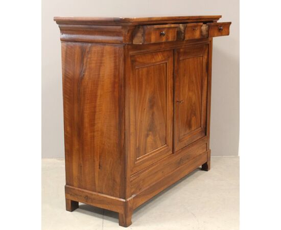 Antique Louis Philippe Capuchin sideboard in walnut - 19th century     