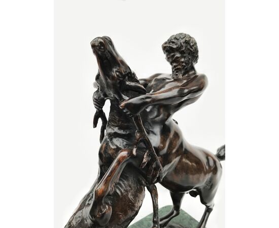 Scultura in bronzo "Centauro che lotta con l'alce" XX secolo