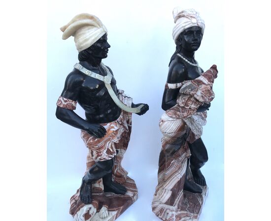 Pair of marble sculptures - late 19th century     