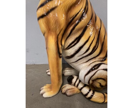 Tigre in ceramica vintage anni 70 modernariato. Grandi dimensioni . Altezza cm 81 di grande arredo !!