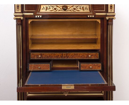 Antique Napoleon III French secretaires in mahogany with gilt bronze grafts. Period 19th century.     