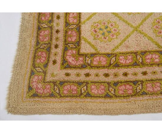 Italian 50s handmade rug     