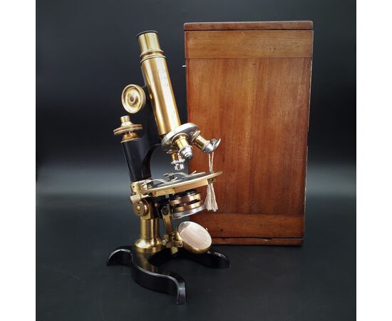 Microscopio Maurice Stiassnie, 1910 circa
