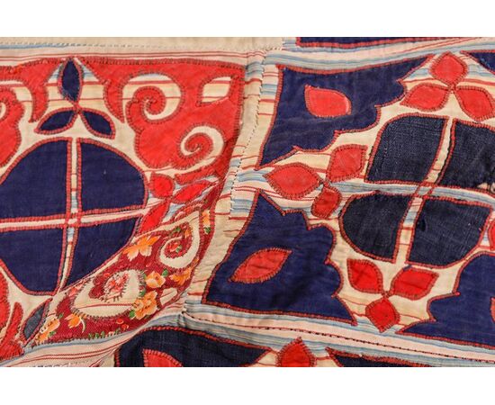 Patchwork of ancient Turkomanni embroidered fabrics     
