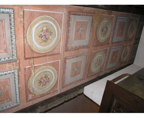  darb123 soffitto ad assi dipinti; epoca '700, mq tot 18 circa  