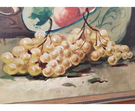 Still life painting with grapes