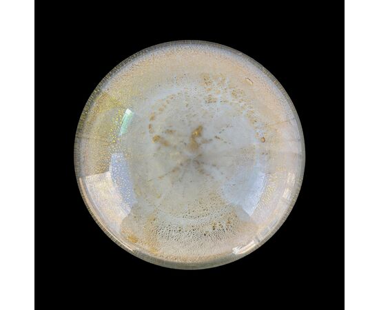 Vaso coppa in vetro pesante iridato con lattimo e ossidi metallici non fusibili.Barovier & Toso.Murano.