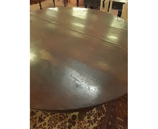 Grande tavolo rotondo allungabile Carlo X