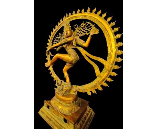Statua in ottone di Shiva nel cerchio di fuoco