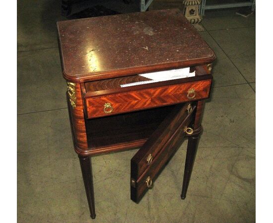 Night table / cabinet mahogany early 1900 Cod. 0641