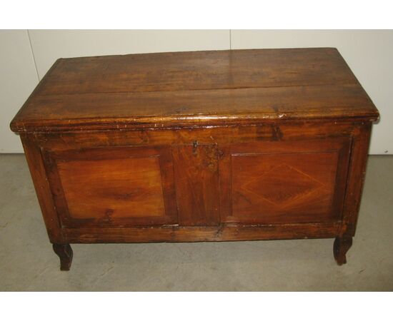 Antique chest, mixed woods. Period early 1900s     