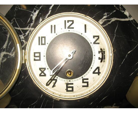 Antique marble table clock. Art Decò     