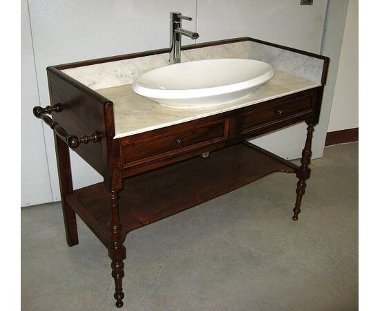 Code 0344 Toilet / Bathroom Furniture in walnut with sink