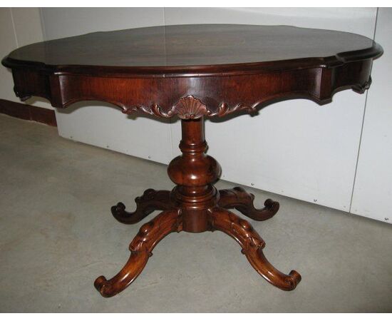 Code 3979 Table with guitar Italian (Lombardy) mid-1800s, Louis Philippe.