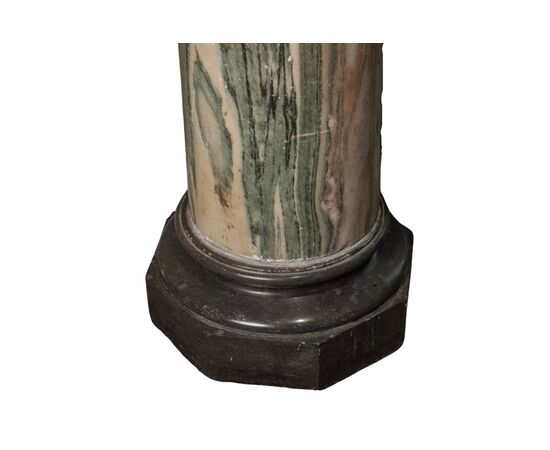 Florence, 14th century, Cipollino green marble column with revolving capital     