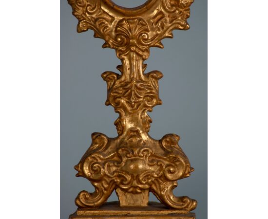 Italia, XVI secolo  Ostensorio, legno dorato