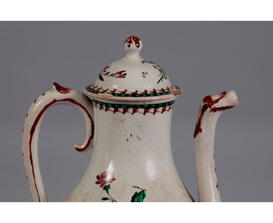 Pesaro (XVIII Century), Rose coffee pot in polychrome majolica     
