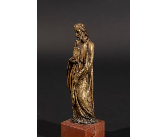 France (First half of the 17th century), Saint Evangelist in gilded bronze     