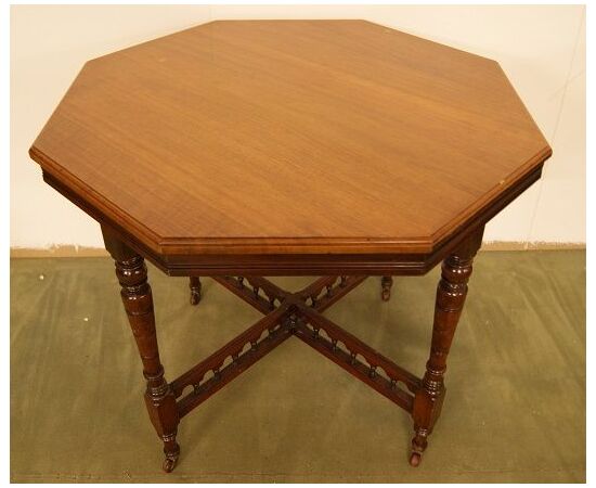 Antique English 19th century Victorian octagonal table in mahogany wood     