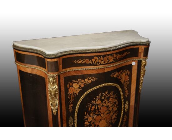 Stupendo servente francese stile Luigi XV in legno di ebano riccamente intarsiato con piano in marmo