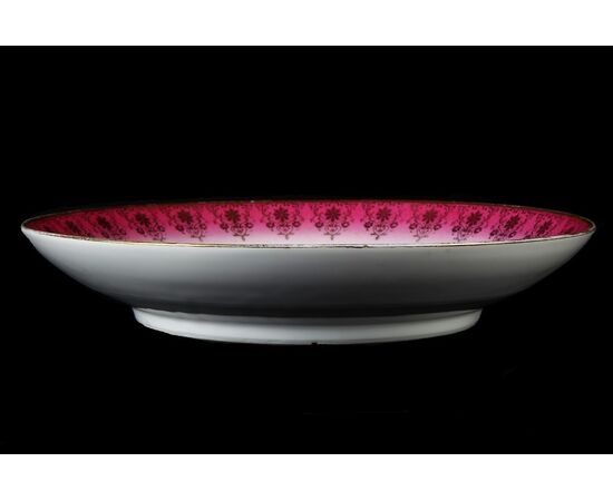 Grande piatto in porcellana del 1800 Austriaco con bordo rosa intenso e decori color oro