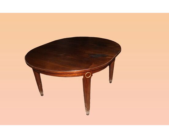 Tavolo ovale allungabile stile Luigi XVI del 1800 in legno di mogano