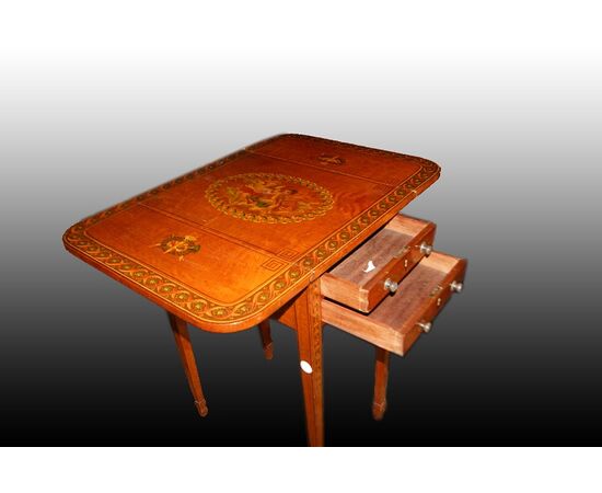Tavolino con alette stile Sheraton del 1800 inglese con pitture e putti 