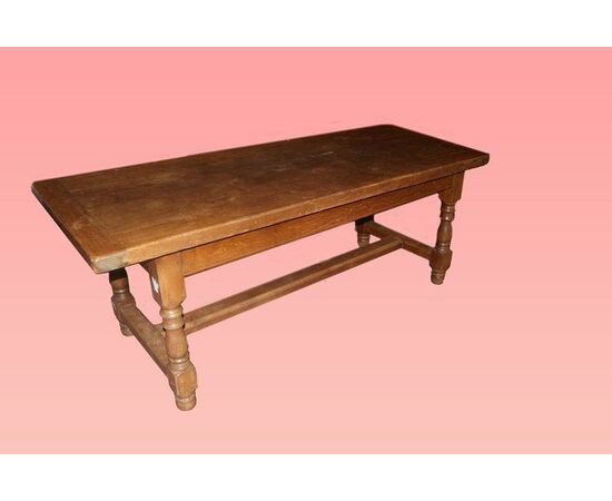 Grande tavolo rustico italiano in legno di noce del 1800
