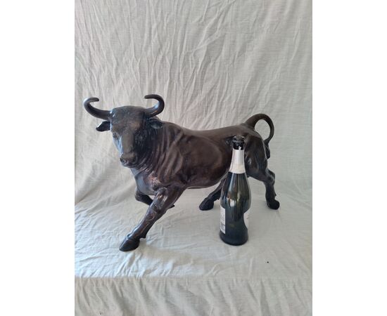 Spettacolare Toro in bronzo - 60 x 23 x H 42 cm - Bronzo - Fine XIX secolo