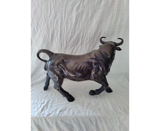 Spettacolare Toro in bronzo - 60 x 23 x H 42 cm - Bronzo - Fine XIX secolo