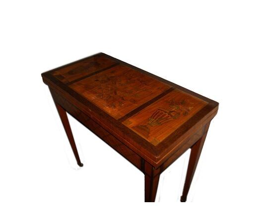 Tavolino da gioco francese di inizio 1800 stile Luigi XVI in legno di noce e mogano