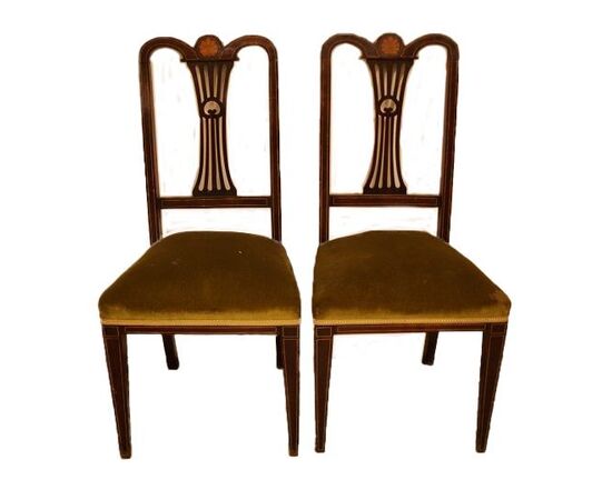 Gruppo di 4 antiche sedie Vittoriane del 1800 in legno di mogano con intarsi