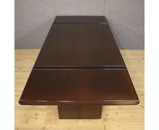 Italian design table in exotic wood from the 70s