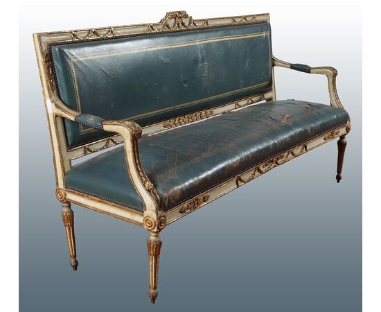 Grande divano italiano del 1700 stile Luigi XVI laccato