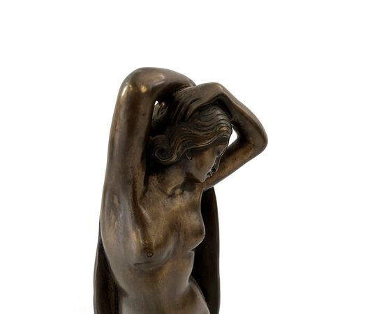 "Venere al bagno" - bronzo 
