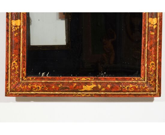 Importante specchiera in legno laccato a cineseria, Venezia, XVIII secolo