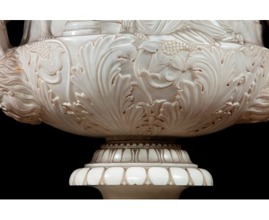 Coppia di grandi vasi in marmo bianco statuario, Roma XIX sec.