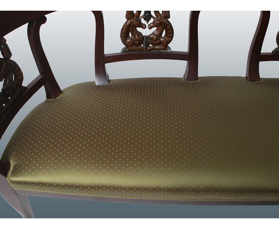 Antico divano Italiano genovese stile Impero di inizio 1800 in legno di mogano restaurato e ritappezzato 