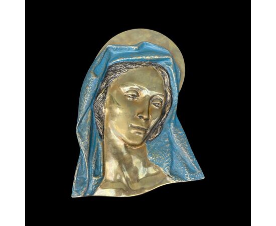 Formella in bronzo pesante dipinto raffigurante volto della Madonna.