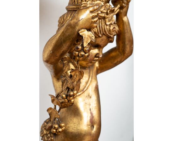 Fioriera antica in legno dorato e intagliato.Roma XIX secolo.