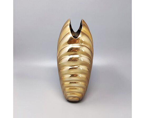 1960s Astonishing Vase "Shell" in Metal by Macr. Made in Italy