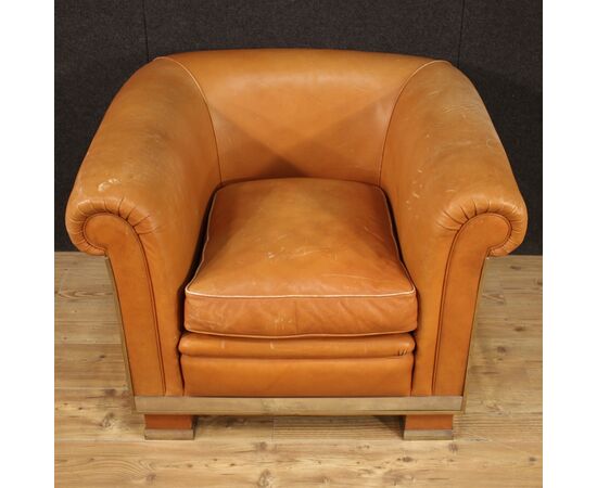 Italian design armchair in leather from the 70s