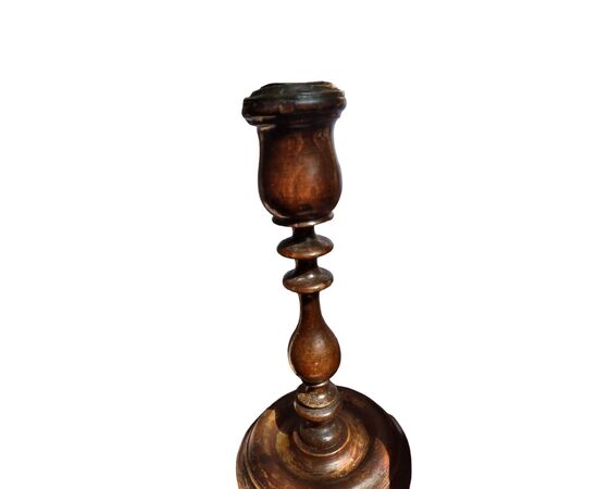 Piccolo candeliere in legno tornito Venezia inizio XIX secolo scorso 