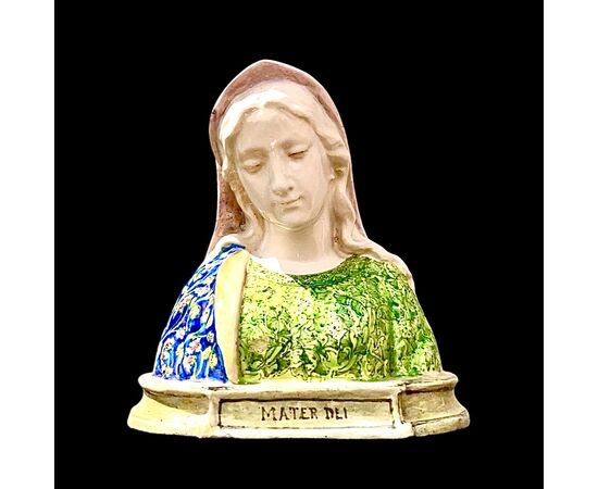 Busto di Madonna in maiolica con iscrizione ‘mater dei’ sulla base.Manifattura Minghetti.Bologna.