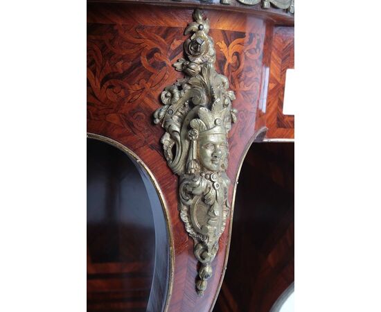 Antica angoliera francese del 1800 stile Luigi XV riccamente intarsiata